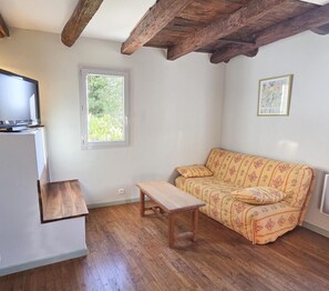 Living area - Gîtes de France® - LA TOUR (CREYSSE)
