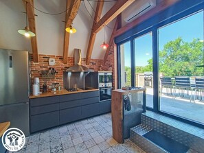 Microwave, oven, dishwasher