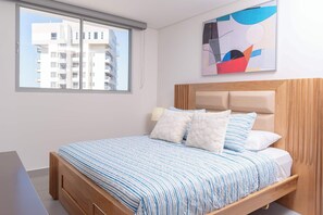 2 dormitorios, tabla de planchar con plancha, wifi y ropa de cama