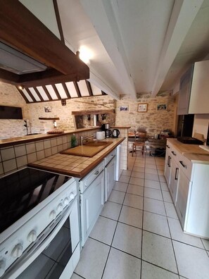 Microwave, dishwasher - Gîtes de France® - Le Fournil (GRAMAT)