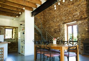 Dining - La Fraisie - FIGEAC - Gîte (FIGEAC)