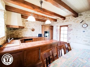 Mikrobølgeovn og oppvaskmaskin