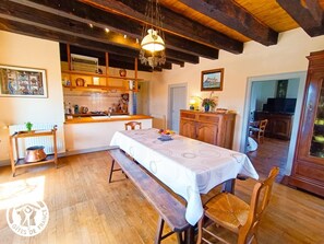 Dining - Gîte de Puymule - SAINT-MICHEL-LOUBEJOU (SAINT-MICHEL-LOUBEJOU)