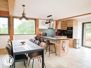 Fridge, microwave, dishwasher