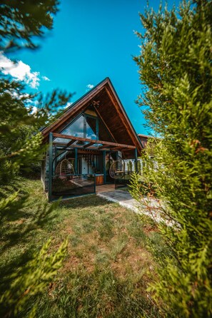 Bungalow, 1 chambre, coin cuisine, vue montagne | Bureau, Wi-Fi gratuit