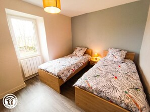 2 bedrooms