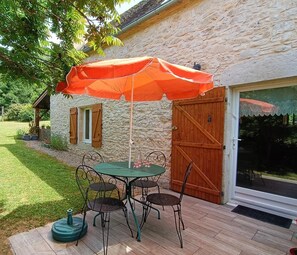 Outdoor dining - Gite de l Ourajou - Salviac (SALVIAC)