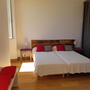 3 camere, Wi-Fi gratuito