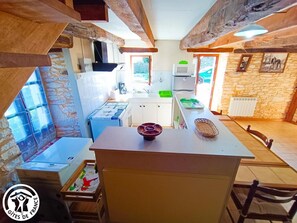 Fridge, microwave, dishwasher