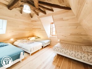 4 bedrooms, free WiFi