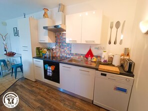 Microwave, oven, dishwasher