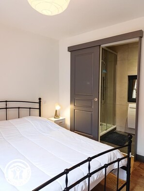 5 makuuhuonetta, ilmainen Wi-Fi