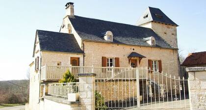 46g11847 - Gignac - Gîte