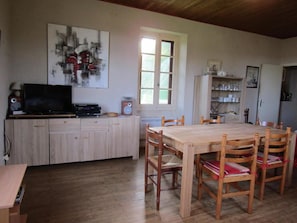 Dining - Gîtes de France® - Gîte du Brugayrou (LEOBARD)