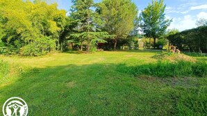 Property grounds - Gîtes de France® - Roulotte de la Paille (LENDOU-EN-QUERCY)