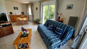 TV, DVD player, stereo