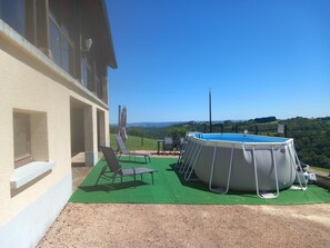 Terrace/patio - Gîte Lacombrade - Sabadel Latronquiere (SABADEL LATRONQUIERE)