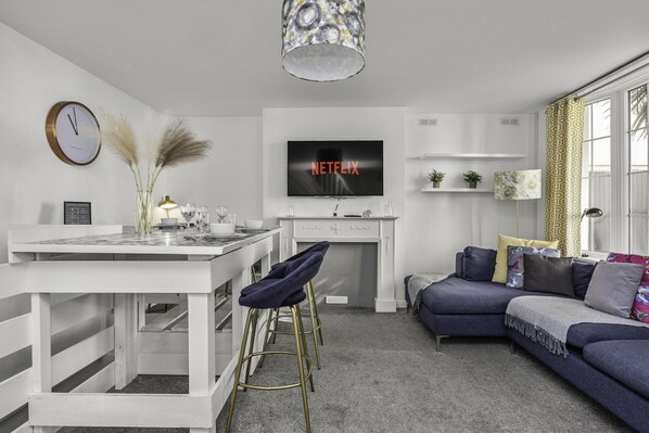 House | 3 bedrooms - Myrtle Cottage With Free Parking By My Getaways (Hove)