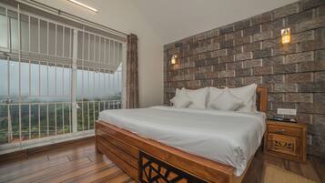 Villa, 4 Bedrooms | Free WiFi, bed sheets