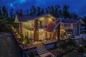 Villa, 3 Bedrooms | Free WiFi, bed sheets - CozyVillas (Ootacamund)