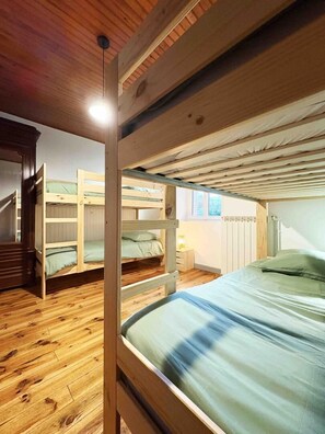 4 Schlafzimmer, kostenloses WLAN