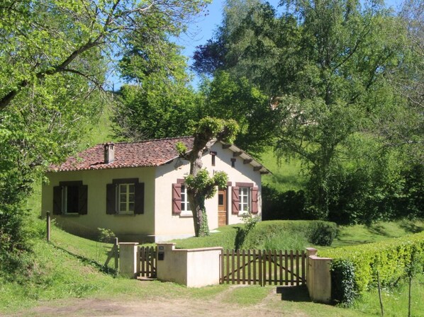 Exterior - Le Chalet Beau Soleil (SAINT PERDOUX)