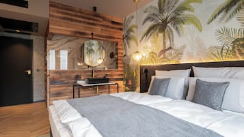 Bộ đồ giường kháng dị ứng, két bảo mật tại phòng, màn/rèm cản sáng