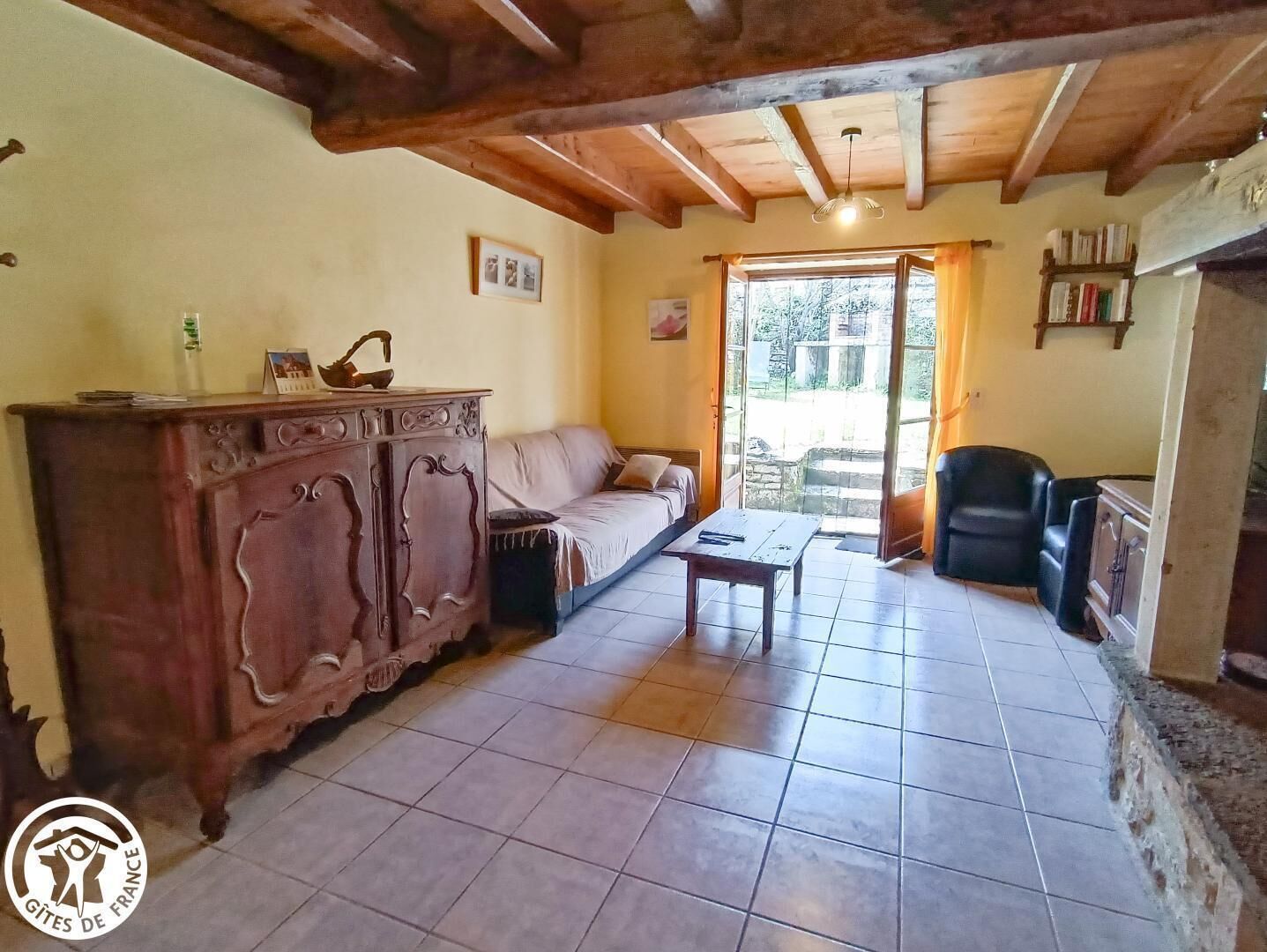 Una televisión