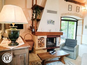 Interior - Gîtes de France® - Le Moulin de Loys (LENDOU-EN-QUERCY)