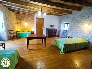 6 bedrooms - Gîtes de France® - Le Mazut Haut (DURBANS)