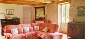 TV - Le Grand Marronnier - SAINT-PIERRE-TOIRAC (SAINT-PIERRE-TOIRAC)