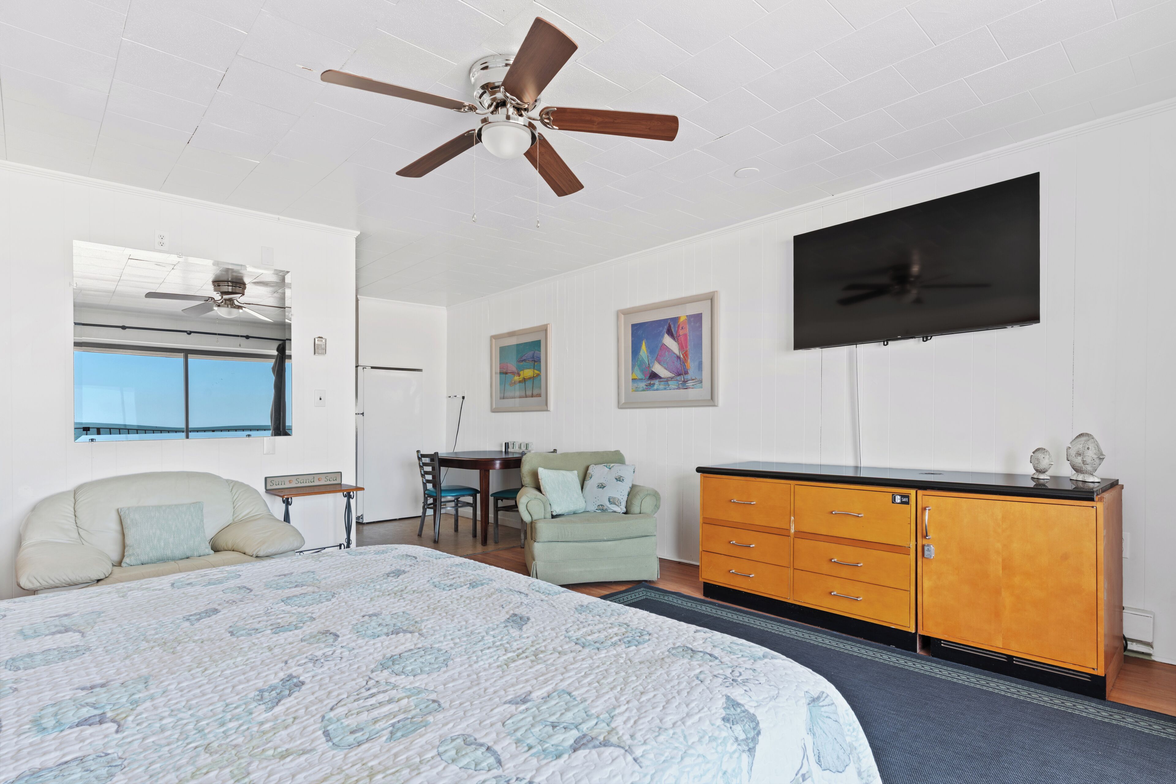2 bedrooms, free WiFi