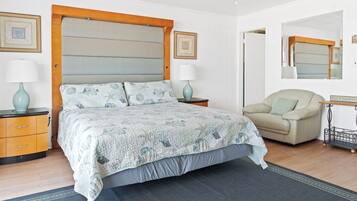 2 bedrooms, WiFi (free), bed sheets