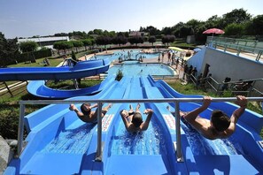 Pool - Le Clos Saint Saturnin 4 persons (LE BOURG)