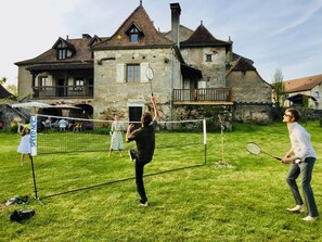 Sport court - Le Clos Saint Saturnin 4 persons (LE BOURG)