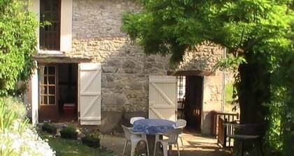 Le Coustal - PINSAC - Gîte