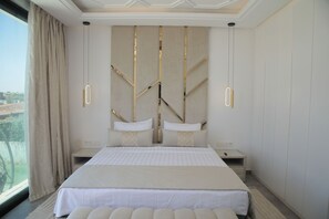 5 makuuhuonetta, silitysrauta/-lauta, Wi-Fi, vuodevaatteet