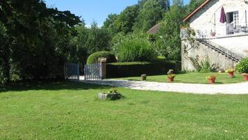 Enceinte de lâhĂ©bergement