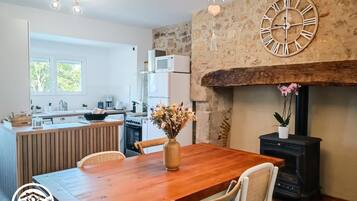 Micro-ondes, lave-vaisselle