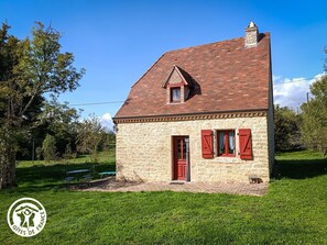 Exterior - Little Quercy house (Les Pechs Du Vers)