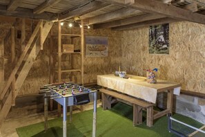 Spielezimmer
