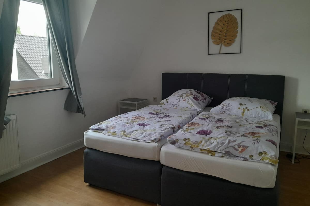 Condo Confort, 1 cama King size | 3 habitaciones, tabla de planchar con plancha y wifi gratis