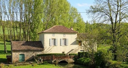 Gîtes de France® - Moulin de Lastoueilles