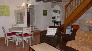 Interior - Gite de la Bouysse Haute (CUZANCE)