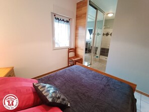 3 bedrooms