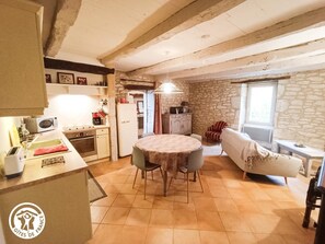 Interior - 46G11886 - LABASTIDE-MARNHAC (LABASTIDE-MARNHAC)