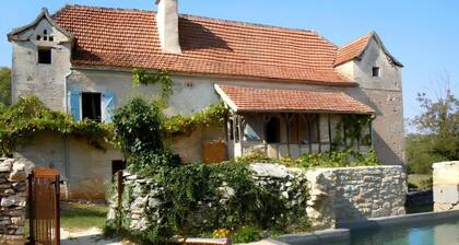 L'Oustal de Georges - SAULIAC-SUR-CELE