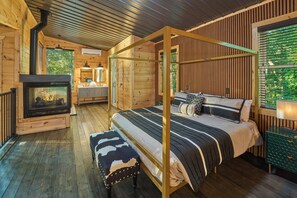 2 bedrooms, desk, iron/ironing board, free WiFi - Brand New Romantic Getaway Pool Cabin - Bonus Kids Room (Gatlinburg)