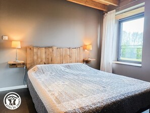 4 bedrooms, free WiFi