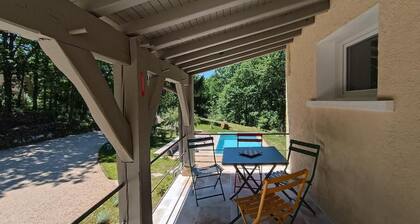 GĂźte des Dolmens - PRAYSSAC